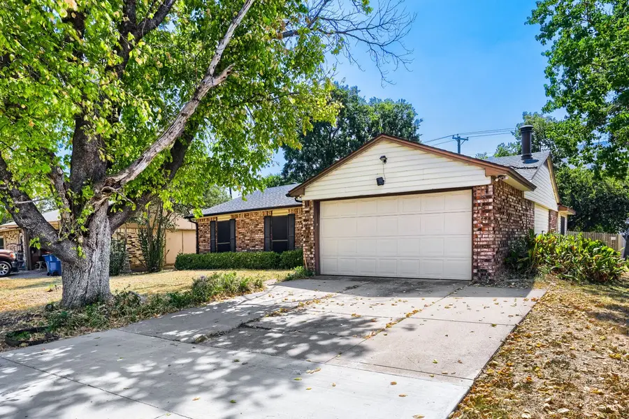 704 Fort Worth Street, Mansfield, TX 76063 - #3
