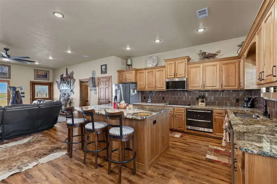 12880 N County Line Rd, Ponder, TX 76259 - #2