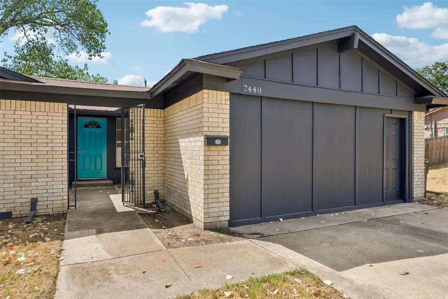 7440 Beckwood Drive, Fort Worth, TX 76112 - #2