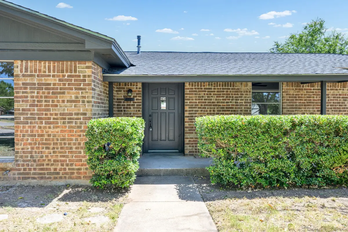 2201 SE 22nd Avenue, Mineral Wells, TX 76067 - #1