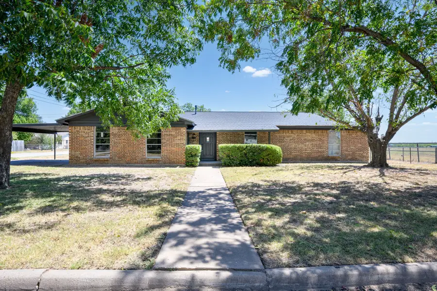 2201 SE 22nd Avenue, Mineral Wells, TX 76067 - #2
