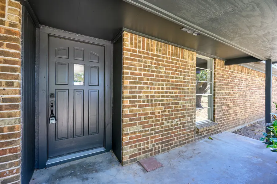 2201 SE 22nd Avenue, Mineral Wells, TX 76067 - #3