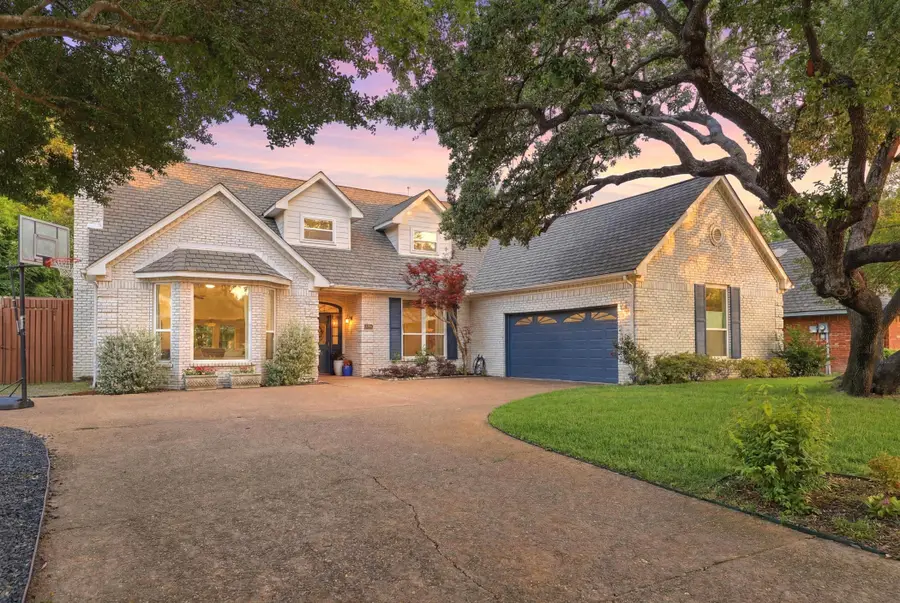 8814 Sanshire Avenue, Dallas, TX 75231 - #2