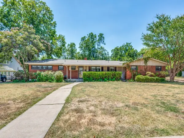 7040 Brooks Avenue, Richland Hills, TX 76118