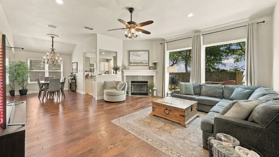 508 E Oak Street, Aledo, TX 76008 - #2