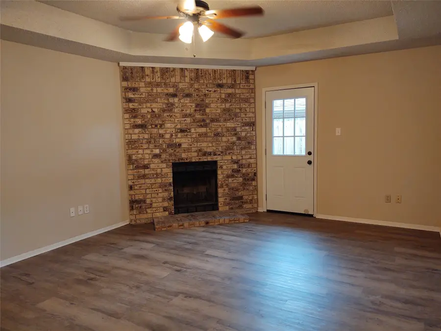 7520 April Lane, North Richland Hills, TX 76182 - #2