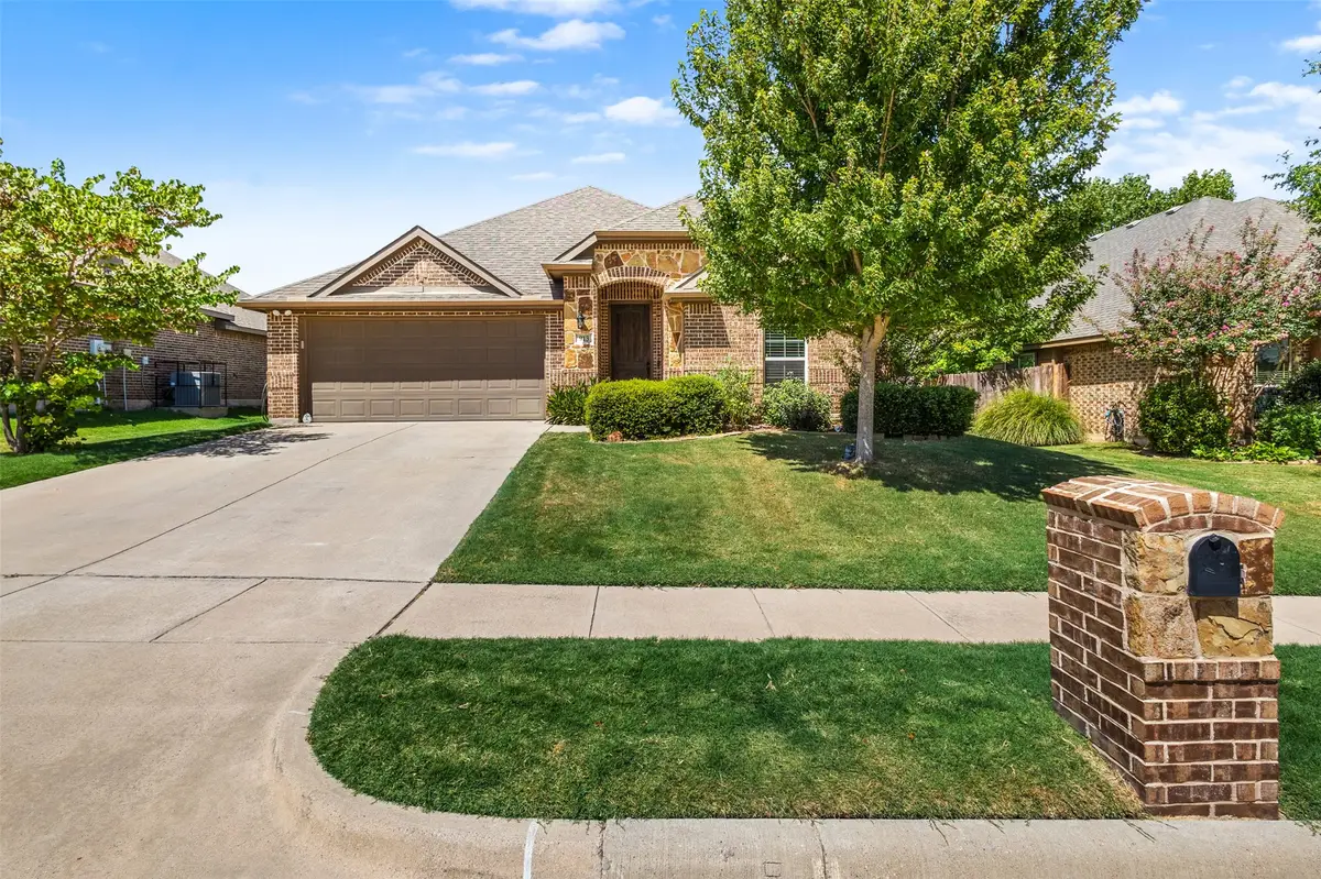 913 Abbey Lane, Midlothian, TX 76065 - #1