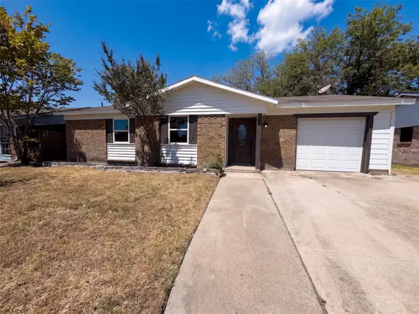 4017 Ambassador Way, Balch Springs, TX 75180