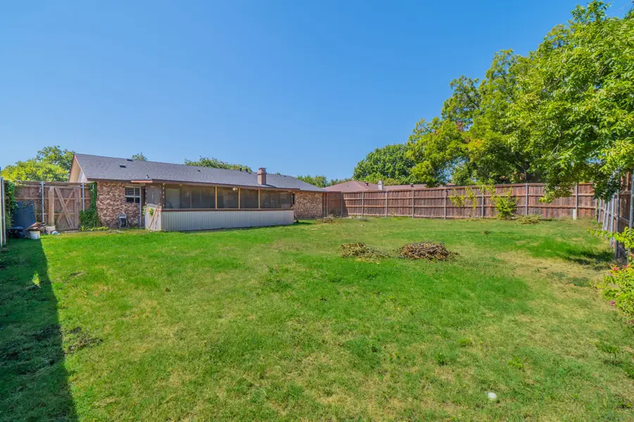 1011 Whippoorwill Court, Arlington, TX 76014 - #2