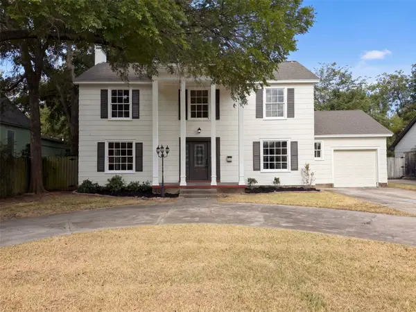 923 S Lindsay Street, Gainesville, TX 76240