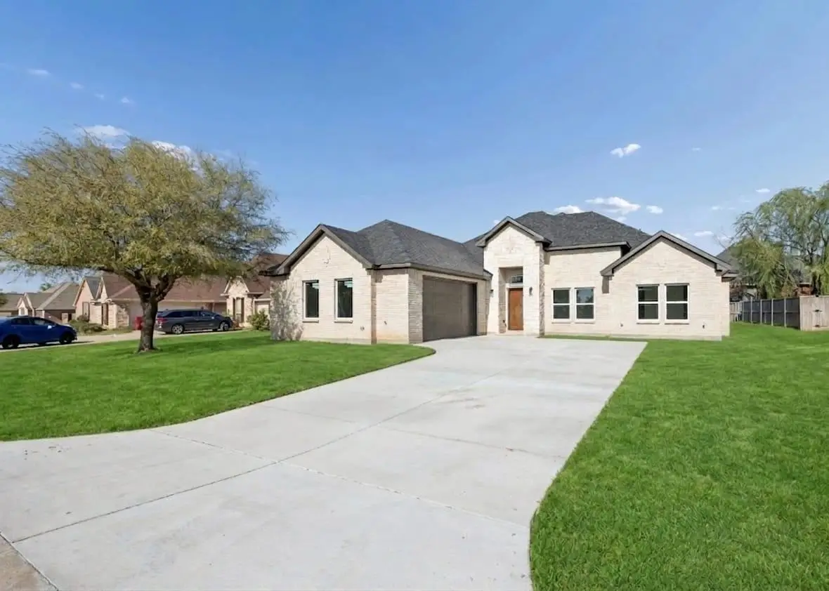 527 Roberts Run, Sherman, TX 75092 - #1