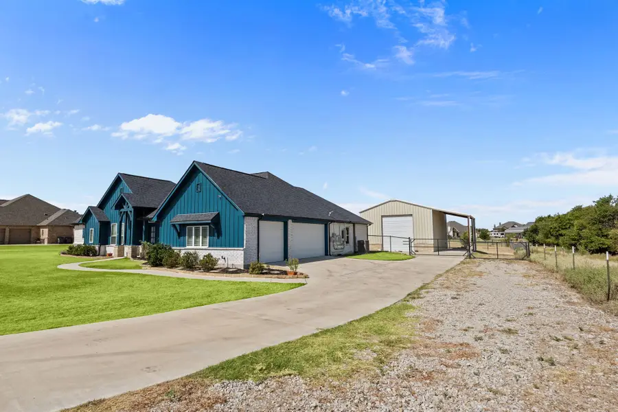 345 Palo Alto Drive, Springtown, TX 76082 - #2