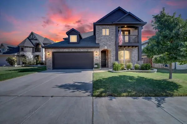 4828 Hazy Hollow Lane, Crowley, TX 76036