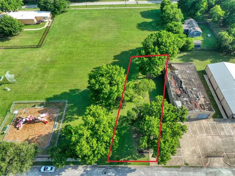 723 E Main Street, Lancaster, TX 75146 - #3