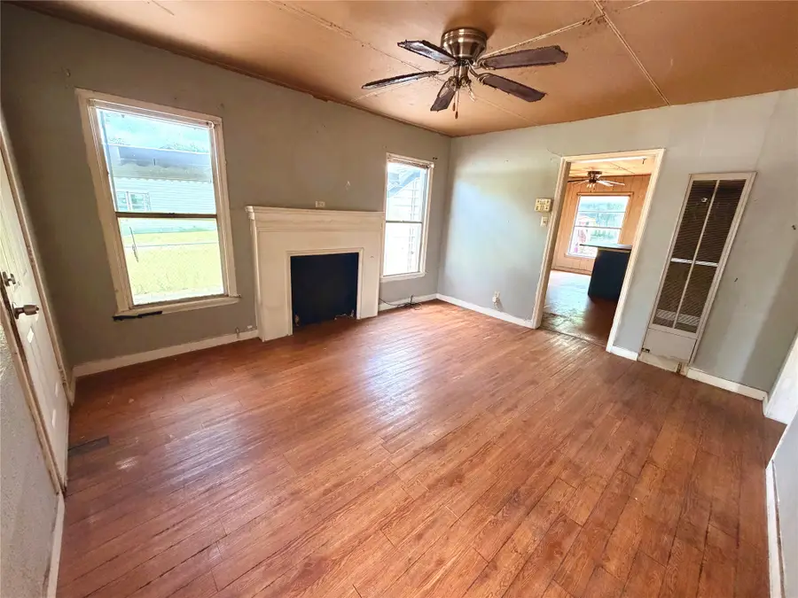 2009 Kingsley Drive, Dallas, TX 75216 - #2