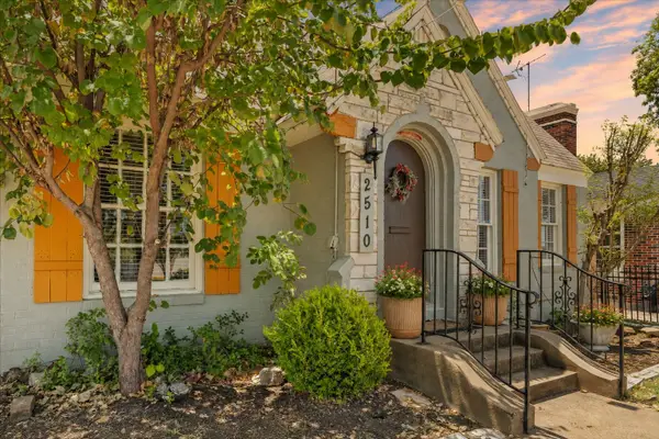2510 W Jefferson Boulevard, Dallas, TX 75211