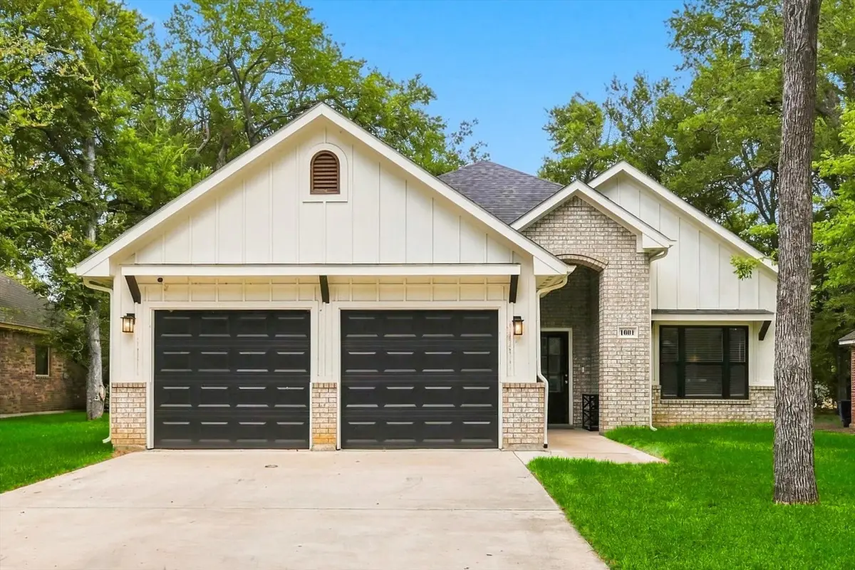 1001 Oak Valley Road, Burleson, TX 76028 - #1