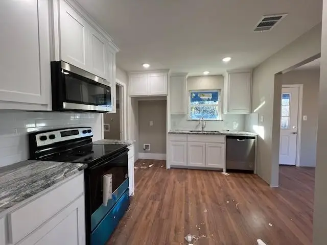 1210 S Travis Avenue, Denison, TX 75021 - #2