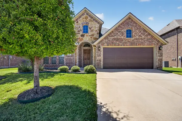 11805 Dixon Drive, Fort Worth, TX 76108