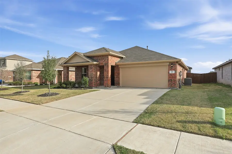 613 Whitecomb Lane, Justin, TX 76247 - #2