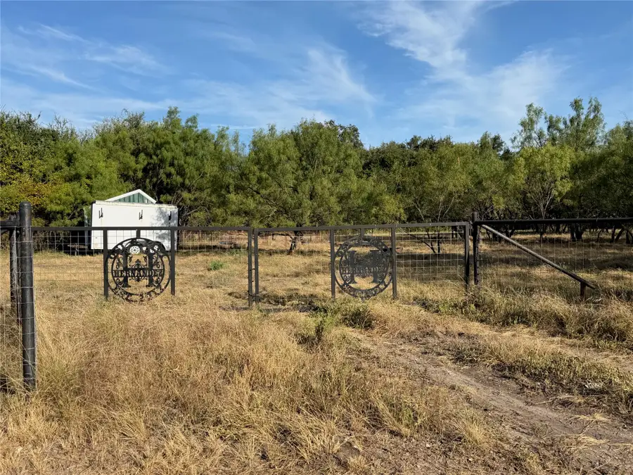 3930 Crestridge Drive, Brownwood, TX 76801 - #2
