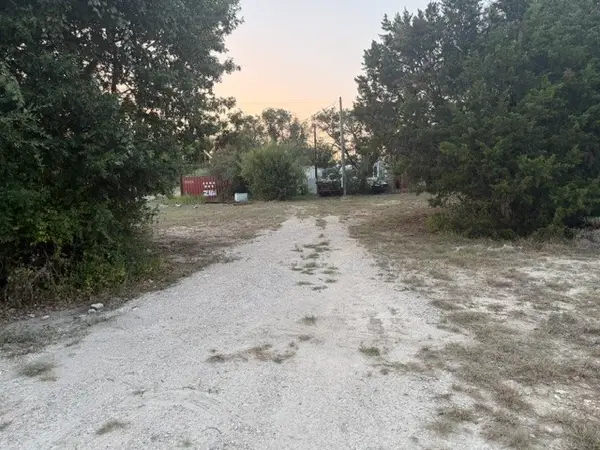 4016 Nebraska Trail, Granbury, TX 76048
