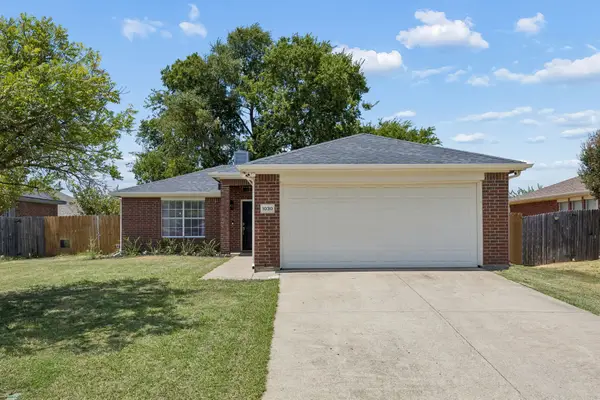 1030 Palomino Drive, Little Elm, TX 75068