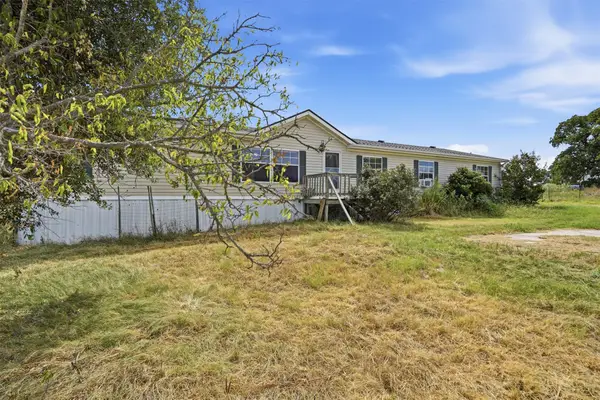 937 County Road 4790, Boyd, TX 76023