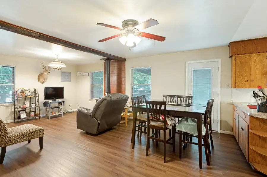 806 Loy Lane, Ennis, TX 75119 - #3