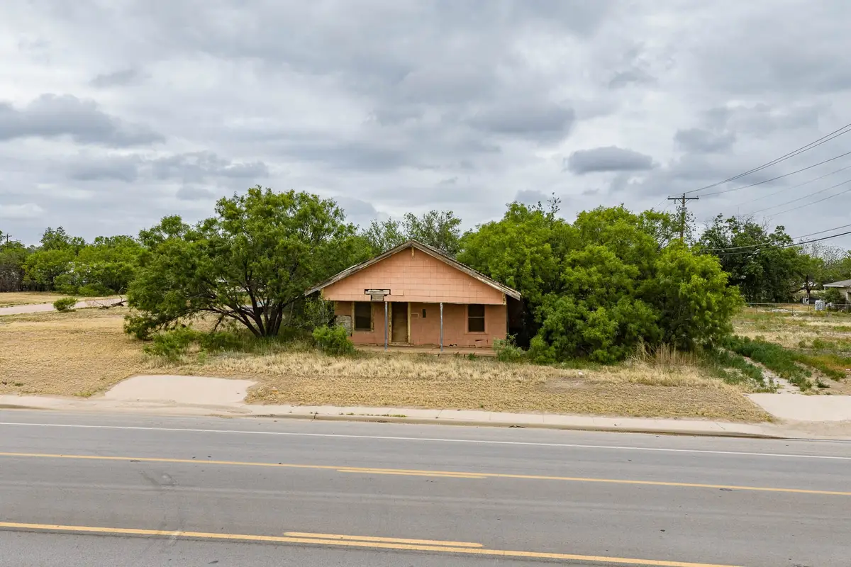 126 E Lake, Hamlin, TX 79520 - #1