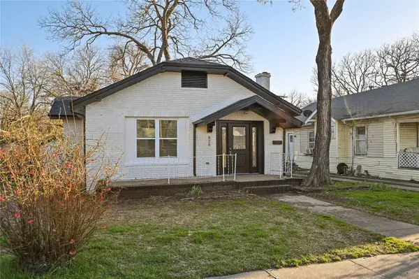 820 W College Street, Sherman, TX 75092