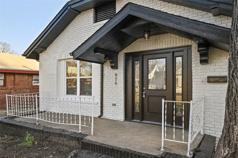 820 W College Street, Sherman, TX 75092 - #3