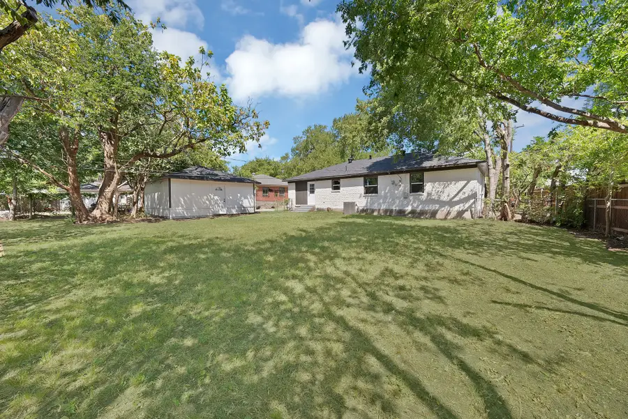 112 Laurel Street, Lancaster, TX 75134 - #2