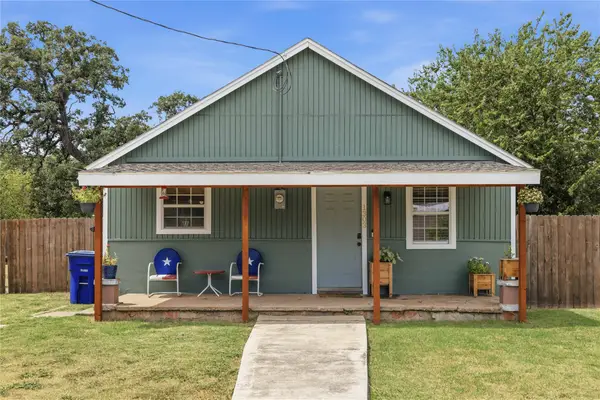 1303 Avenue D, Brownwood, TX 76801