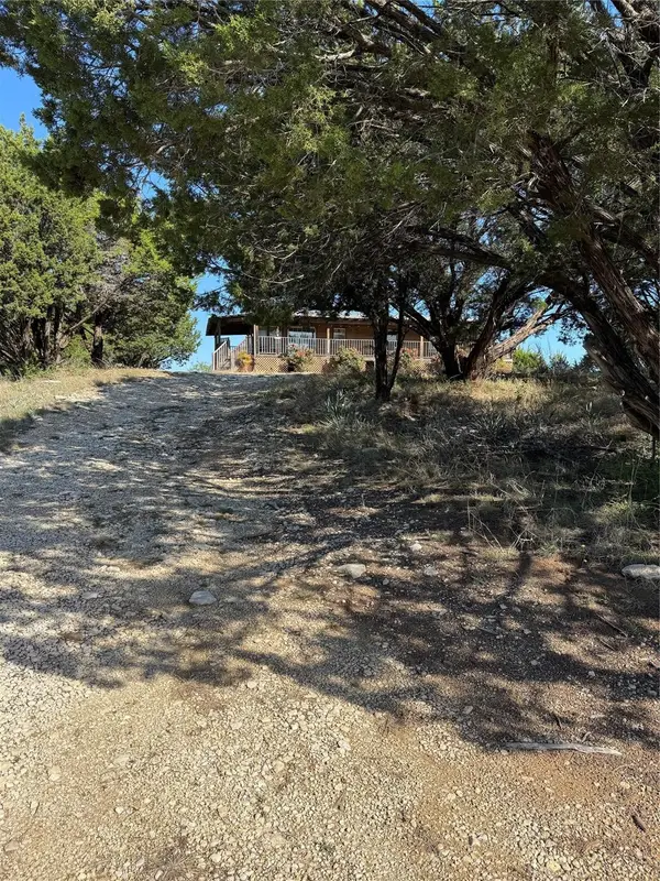 910 Star Drive, Granbury, TX 76049