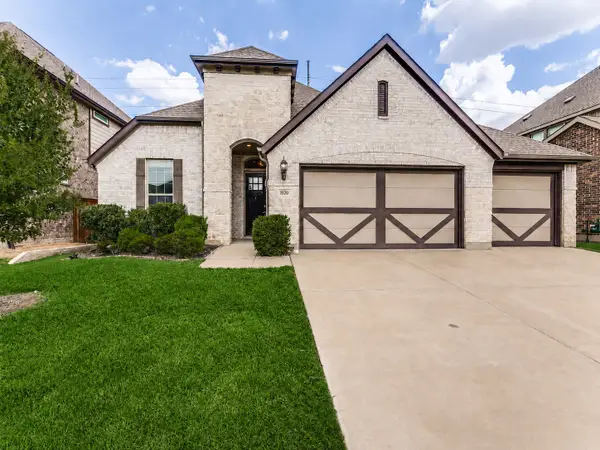 1520 Eleanor Drive, Fort Worth, TX 76052