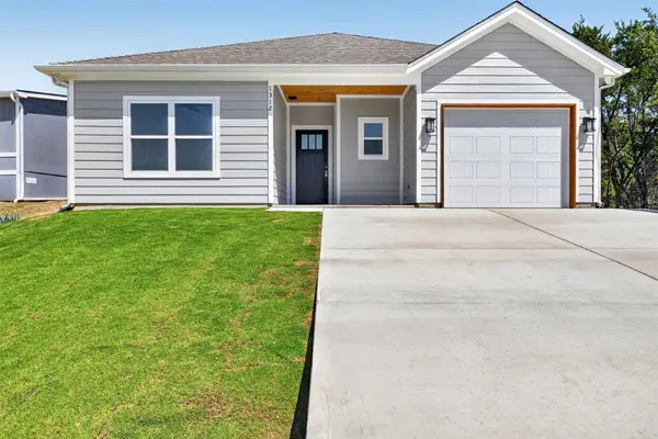 1312 Phoenix Court, Granbury, TX 76048