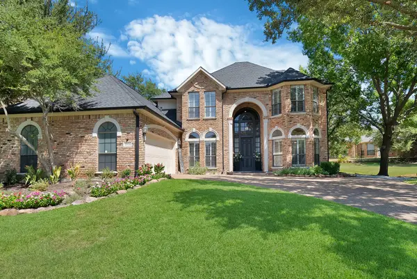 2314 Club Creek Boulevard, Garland, TX 75043