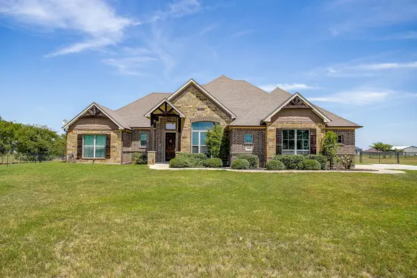 8341 County Road 201a, Grandview, TX 76050