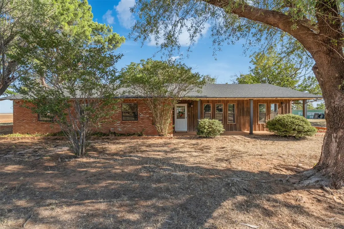 8154 Cr 4680, Munday, TX 76371 - #1