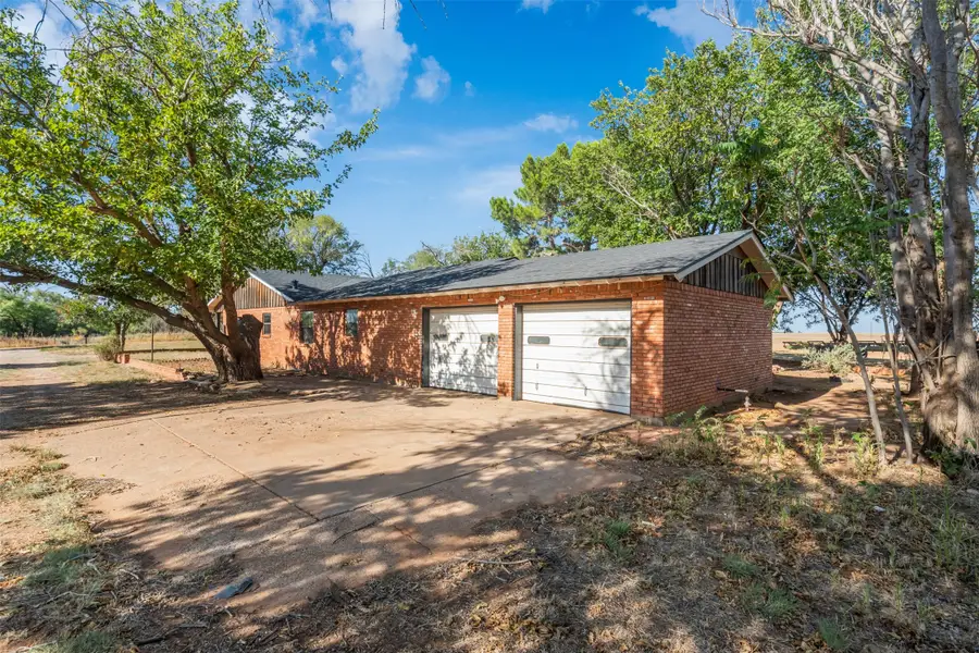 8154 Cr 4680, Munday, TX 76371 - #2