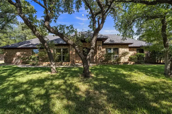 204 Fairway Drive, Willow Park, TX 76087