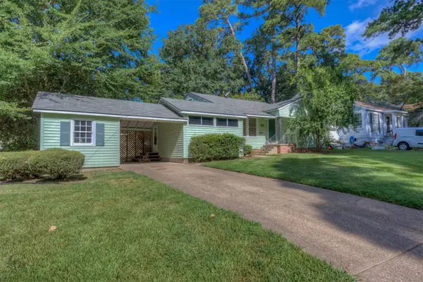 3956 Richardson Avenue, Shreveport, LA 71106