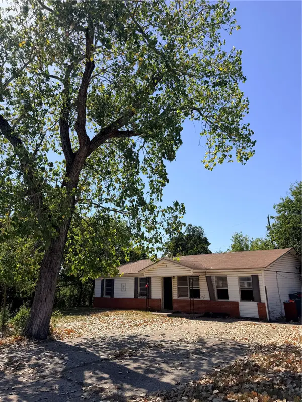 313 Lawndale Street, Robinson, TX 76706