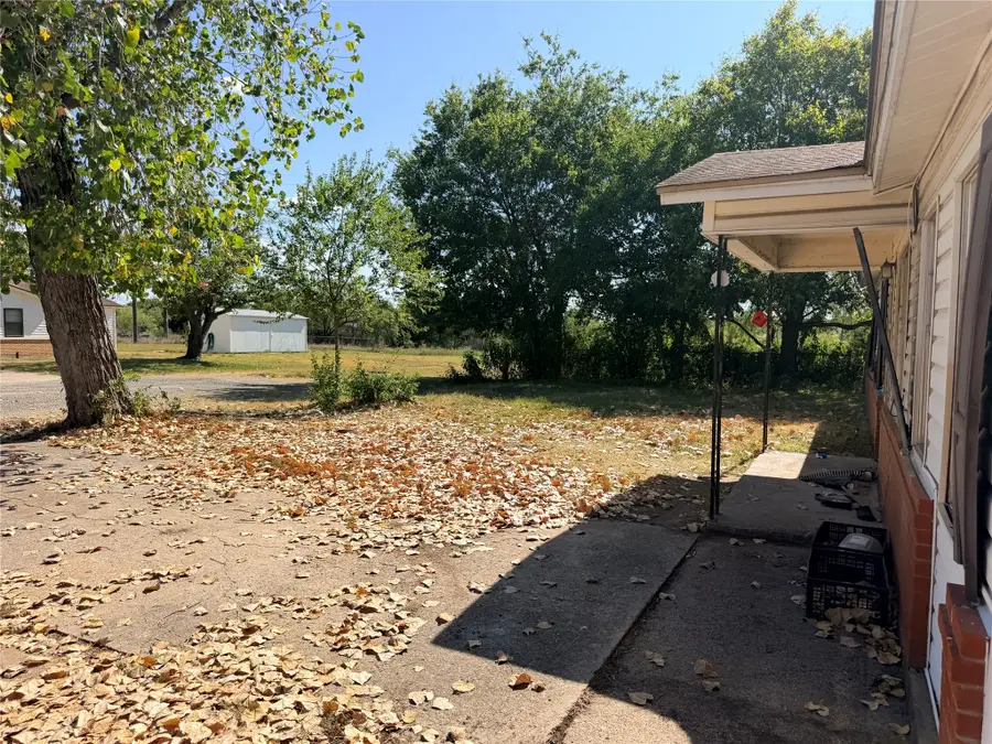 313 Lawndale Street, Robinson, TX 76706 - #3