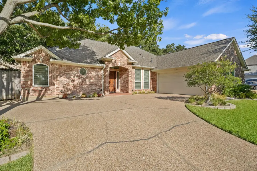 2817 Naples Drive, Hurst, TX 76054 - #3