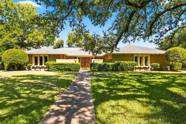 5104 Lake Jackson Drive, Waco, TX 76710