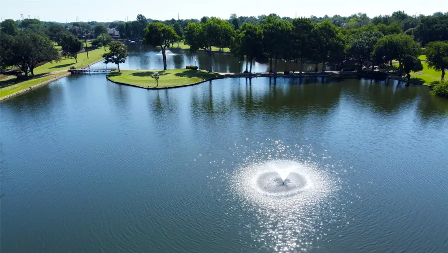 19 Country Lake Drive, Carrollton, TX 75006 - #2