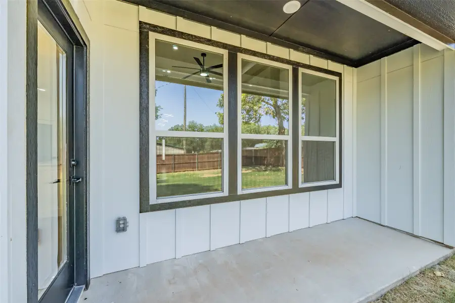 303 Hobbs Avenue, Boyd, TX 76023 - #3