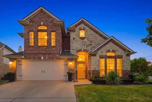 15200 Mallard Creek Street, Roanoke, TX 76262